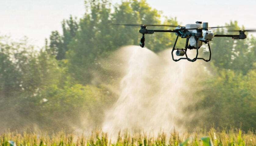 dji-dron-pulverizador-900×600